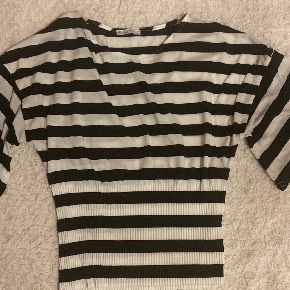 Zara black and white top
